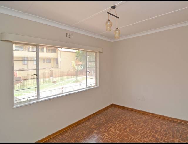 2 BEDROOM APARTMENT FOR SALE IN WINDSOR EAST